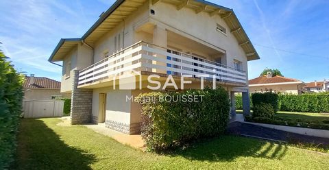 Maison T6 de 205m² 4 chambres et son balcon traversant avec vue sur le Cagire, son jardin de 675m², garage de 18m²