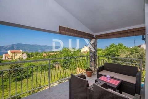 Location: Primorsko-goranska županija, Krk, Brzac. KRK ISLAND, LINARDIĆI - House with two apartments In a quiet part of the surroundings of Malinska, we offer a detached house 900 m from the sea, living area 110 m2. The house consists of two apartmen...