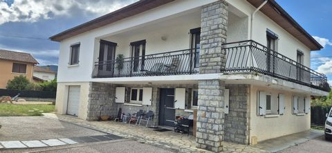 Maison T8 de 200 m² terrain de 900 m²