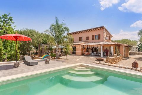 Mountain view finca with exotic design elements and pool near Llubi This is a most unusual country house as it combines the rustic, Mallorcan style perfectly with exotic decor elements from Morocco and Bali! The house is situated on the outskirts of ...