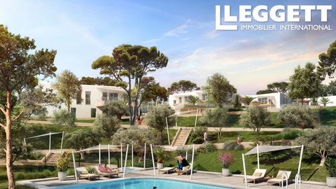 A23398JDH83 - Your new home in a residence like no other! The residence is located on the heights of Le Lavandou, in a quiet, green setting, yet less than 5 minutes' drive from the centre of Le Lavandou with its beaches, port and shops. Information a...