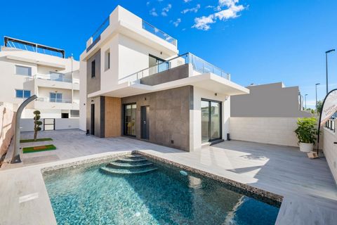 3 beds semidetached villas in Benijófar . New construction semi-detached houses with 3 bedrooms and 3 bathrooms in Benijófar. These homes enjoy a private pool on a 192 m2 plot, a kitchen open to the living-dining room and a large 16 m2 terrace on the...
