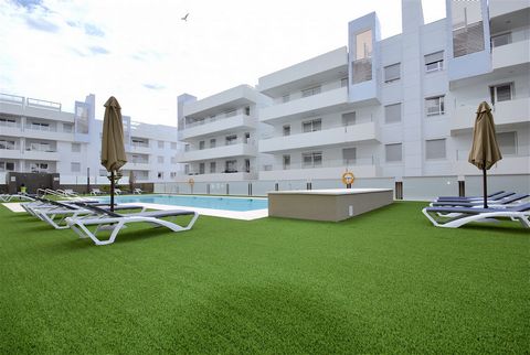 Contemporary brand new ground floor apartment beachside in San Pedro Playa & within walking distance to amenities and the town. Only a 5 mins drive to the famous Puerto Banus. This lovely property consists of a spacious living/dining area, fully equi...