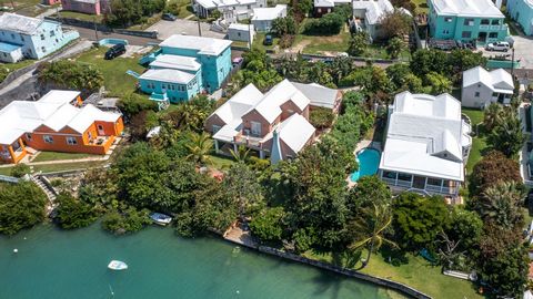Nestled along the serene shores of Mullet Bay, Boat Slip invites you to discover its unrivalled charm and outdoor allure. The property's exquisite curb appeal, meticulously landscaped surroundings, and private driveway create an immediate impression ...