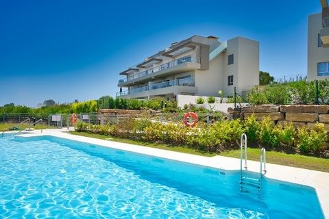 Ready to move in...! Last unit, 3 bedroom middle floor apartment with 106m2 built area + 78m2 of terrace priced at €495,000 Offering amazing panoramic views towards Las Sierras de Mijas-mountains and onto sea! All units come with a spacious living ro...