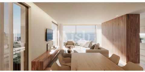 Luxury Beachfront Condominium: Exclusive Investment Opportunity. Discover this landmark architectural work. Invest in comfort and luxury in our beachfront development. Located in the emerging and prestigious area, known as the new Foz de Gaia. A 5-st...