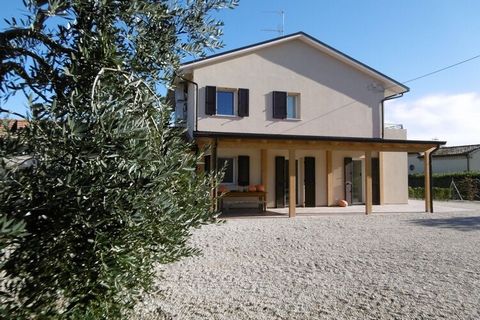 Escape to our charming farmhouse nestled in the tranquil green hills of Marche, offering a perfect retreat for those seeking relaxation without sacrificing proximity to the sea and coastal activities. Located in a modern and tastefully furnished buil...