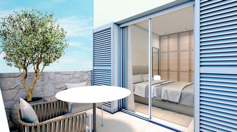 GC Immo Spanien bietet Ihnen eine neue Villa in einer Wohnanlage mit Gemeinschaftspool in Torre de la Horadada, 800 m vom Strand entfernt. Die Villa verfügt über 3 Schlafzimmer, 2 Badezimmer, eine zum Wohnzimmer offene Küche, Einbauschränke, eine Ter...