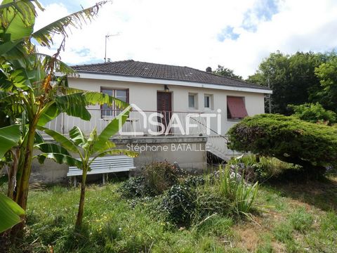 Située à Colombiers (86490), cette maison bénéficie d'un emplacement paisible au cœur de la Vienne, offrant ainsi un cadre de vie agréable et tranquille avec vue exceptionnel. Construite dans les années 60, cette maison de 90 m² sur un terrain de 4 1...