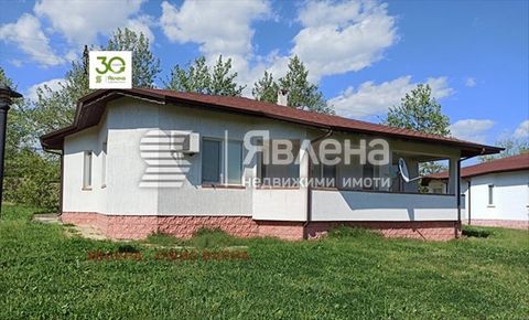 Yavlena offers a one-storey brick house with an area of 140 sq.m. and land of 500 sq.m., located in a complex that has 24 houses, each of which is independent, with a separate plot and lots for electricity and water. Within the complex there is a res...