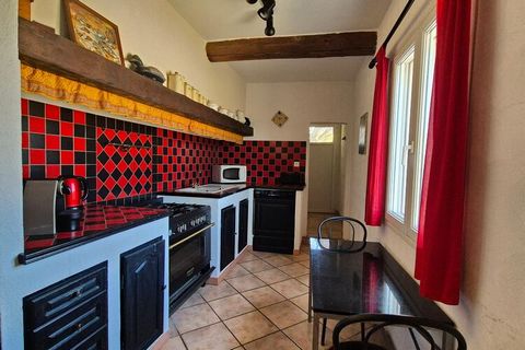 Holiday home with private outdoor pool located in the heart of the Camargue. All around are miles of unspoilt countryside, just minutes from the magnificent sandy beaches of the Mediterranean. Enjoy the wonderful peace and quiet, disturbed only by th...