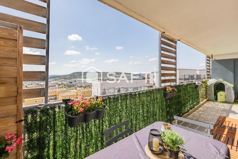 Appartement T3 60m2 avec terrasse et deux places parking privatives
