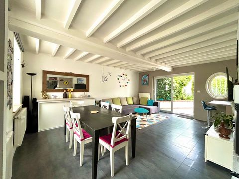 Maison 7 pièces de 143m², coeur du village