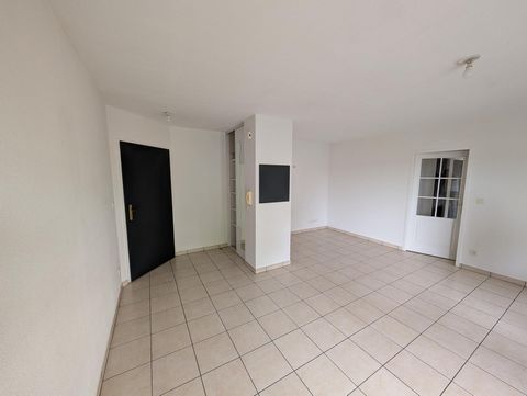 Appartement T3 de 72 m2 - petite copropriété au centre de La Brède - avec son box privé