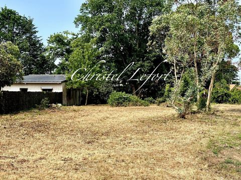 Terrain 1400 m2 - La Plaine sur Mer - Proche plage du Cormier