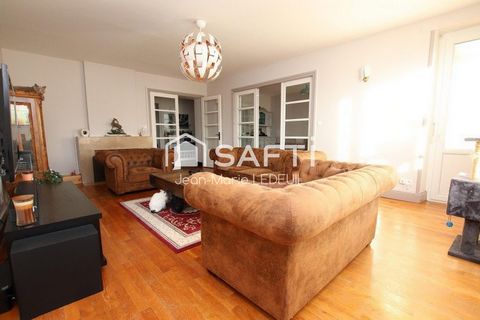 Appartement 1 étage, 3 chambres, balcon, garage, jardin.