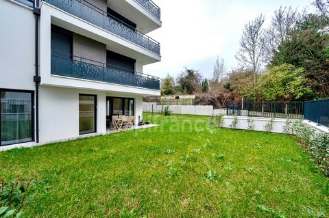 ***Exclusivité*** NOISY LE GRAND*** T3 vendu meublé avec Jardin de 200 m² Résidence de 2022 Accès PMR Parking Souterrain