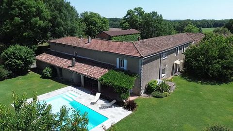 Propriété Exceptionnel !! Corps de Ferme avec Piscine et Dépendances