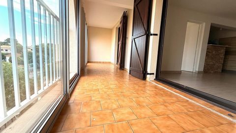 SAINT-AYGULF CENTRE – T3 À 100M DES PLAGES