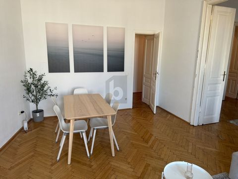Dit ruime appartement op een centrale locatie van 1060 Wenen biedt met 4 kamers en een woonoppervlak van 113 m² veel ruimte voor individuele woondromen. Of het nu gaat om een creatief huis voor een gezin of als toevluchtsoord voor een stel, het te re...