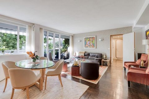 Appartement T4, 963 000 € avec parking en option à 35 000 €
