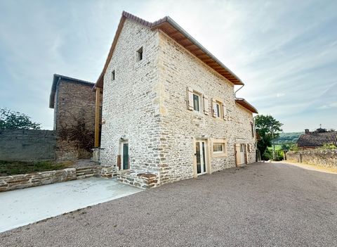 Le charme de lancien, le confort du moderne Maison rénovée de 124 m² à Saint-Maurice-de-Satonnay