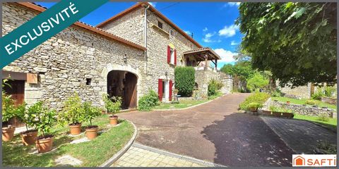 Maison en pierres et dépendances dans un petit hameau de la vallée de la Lémance