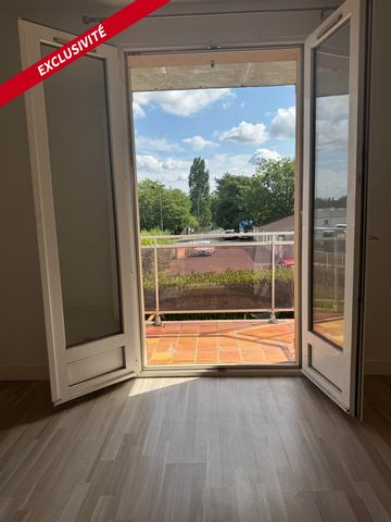 Nemours proche toutes commodités F3 traversant avec balcon + Boxe + place extérieure