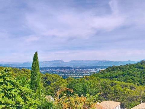 A SAISIR maison d'architecte située sur les hauteurs du Teil