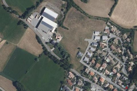 Terrain à bâtir de 7 395 m²