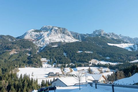 Resting near the Dachstein-West ski area, this is a splendid chalet in Annaberg-Lungötz. It is ideal for a family or a group, accommodating 6 guests in its 3 bedrooms. During winter, the Dachstein-West ski area is a paradise for winter sports. The ch...