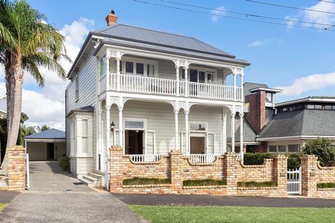 Eye-catching elegance and charm radiate from this classic two storey villa. The scent of camellias guide you to the front entrance where, from the moment you enter, you are greeted with expansive high ceilings and solid Kauri flooring that runs throu...
