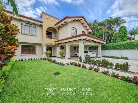 Casa Olea Located in a private, safe and very well located residential area in La Asunción de Belén, adjacent to the Costa Rica Marriott Hotel. This house designed by the architect David Arroyo has a large hall, an office at the entrance that is left...