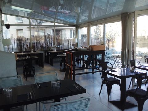 Restaurant Marseille - PERRIER 8e Nous vous proposons à la vente le fond de commerce de ce magnifique établissement connu pour son excellente réputation. Ses plats atypiques et gastronomiques ont fidélisés une très belle clientèle dans un des plus be...