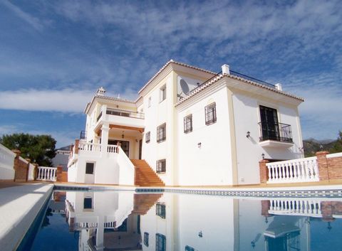Magnificent mansion with private pool and garden, for sale in Frigiliana The house has 5 bedrooms with 5 bathrooms en suite, 2 guest toilet, kitchen, dining and living room with fireplace. The property is gated, has good road access, private garage f...