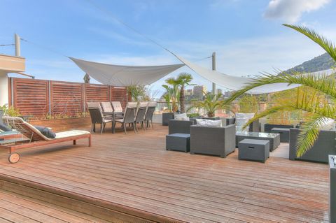 Fantastic 3-bedroom flat with vast south-facing terrace, located on the top floor of a modern condominium with 2 swimming pools Fantastic 3-bedroom flat with vast south-facing terrace, located on the top floor of a modern condominium with 2 swimming ...