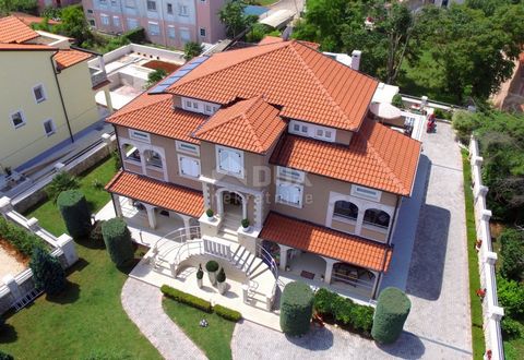 Location: Istarska županija, Funtana, Funtana. ISTRIEN - POREČ - Apartmenthaus am Meer Funtana-Fontana wurde zum touristischsten Ort an der Adria erklärt und liegt an der Straße Porec - Vrsar-Orsera, entlang der viele Familienhäuser gebaut wurden und...