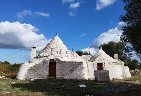 A complex of trulli for sale in the countryside of Ceglie Messapica immersed in the picturesque Valle D'Itria, located a very short distance from the town. The building is in good structural condition and has been partially renovated and currently co...