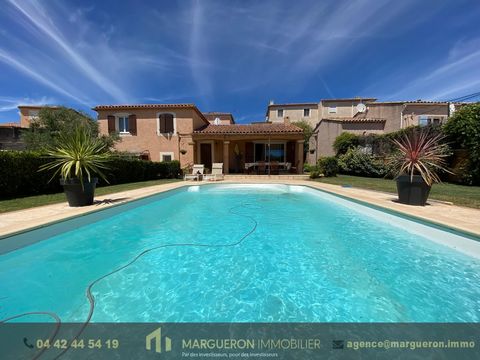 À vendre en exclusivité par l'agence Margueron Immobilier, cette magnifique maison provençale de 152 m2, construite en 2004, offre un cadre de vie exceptionnel dans un quartier très calme et recherché. Cette demeure en demi-étage se compose de cinq c...