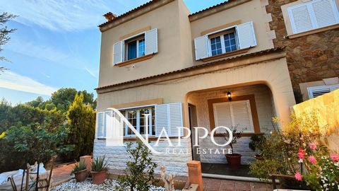 Detached Villa for sale in Son Veri Nou, with 168 m2, 4 rooms and 2 bathrooms, Garage, Storage room, Furnished, Air conditioning and Heating Gas. Features: - Garage - Air Conditioning