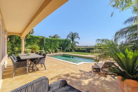 This beautifully presented east facing villa is spread across two floors, on a plot of 778m2, with private mature gardens, swimming pool and views out to the golf course. From the main entrance you walk into the hallway that leads to a large living r...