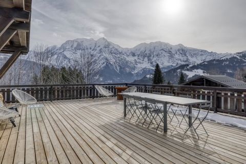 Sulle alture del villaggio, ai margini del fronte innevato del Domaine Evasion Mont Blanc, Saint-Gervais/Megève, un prodotto raro e unico! Il compromesso perfetto tra uno chalet e un appartamento: oltre 170 mq di superficie abitabile su due livelli, ...