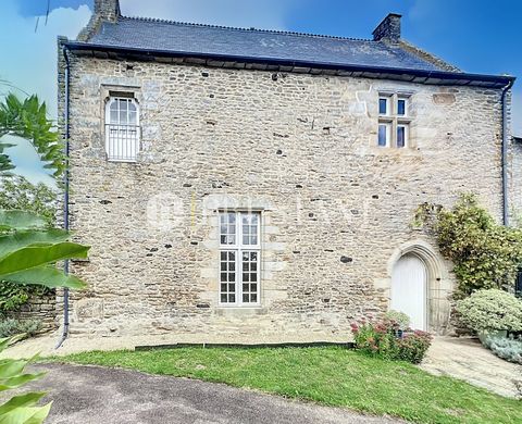 Ontdek dit landhuis, een voormalige heerschappij uit de 15e eeuw, gelegen in een landelijke omgeving in de buurt van Malansac. Dit uitzonderlijke pand werd begin jaren 2000 zorgvuldig gerestaureerd, met behoud van de charme van weleer. Alle opmerkeli...