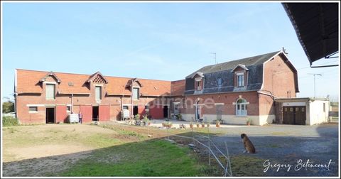 Charmante ferme avec dépendances sur un terrain de plus de 4000 m2