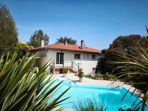 Maison à vendre 5 pièces environs de PÉCORADE - GEAUNE - AIRE SUR L'ADOUR (40) + Piscine