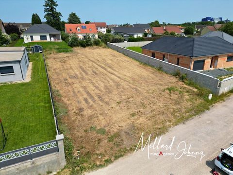Terrain 998m2 dans lotissement calme