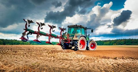 GERS EXPLOITATION AGRICOLE 320 HA IRRIGUES LACS