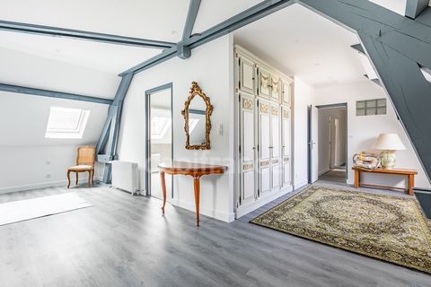 Maison à vendre 8 pièces 200 m² de garage et terrasse 90 m² SOISSONS (02)