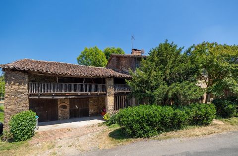 Maison de charme en pierre – terrain & ruisseau