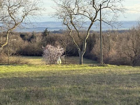 Terrain constructible avec vue dégagée